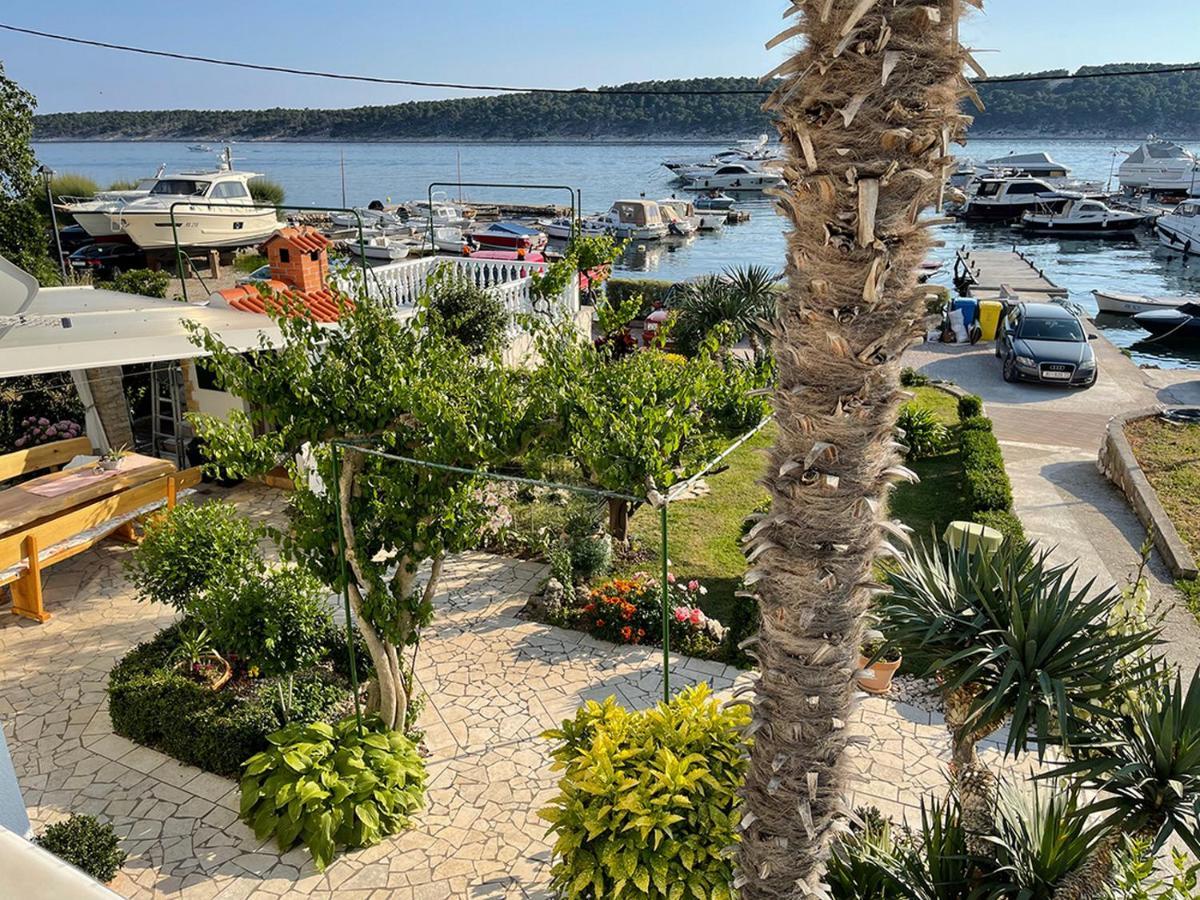 Apartments Near The Sea Barbat Barbat na Rabu Habitación foto